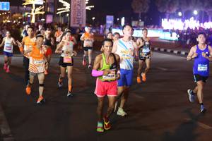 BIB: 21810, 20859, 20144, 91403
                            <button type="button" onclick="openModal(23164902)" class="btn btn-primary btn-sm float-right btn-popup" data-toggle="modal" data-target=".modal-high-quality">
                        <i class="fas fa-shopping-cart"></i> Add to Cart
                    </button>
                                            <button type="button" onclick="isThisMe(23164902, true)" class="btn btn-success btn-sm float-right btn-popup btn-isme hidden" data-toggle="tooltip" data-placement="bottom" title="นี่คือรูปของคุณใช่ไหม คลิกที่นี่เพื่อเอาเข้าอัลบั้ม">
                        <i class="fas fa-plus"></i> Add to album
                    </button>
                    <button type="button" onclick="isThisMe(23164902, false)" class="btn btn-warning btn-sm float-right btn-popup btn-isnotme hidden">
                        <i class="fas fa-ban"></i> Remove from album
                    </button>